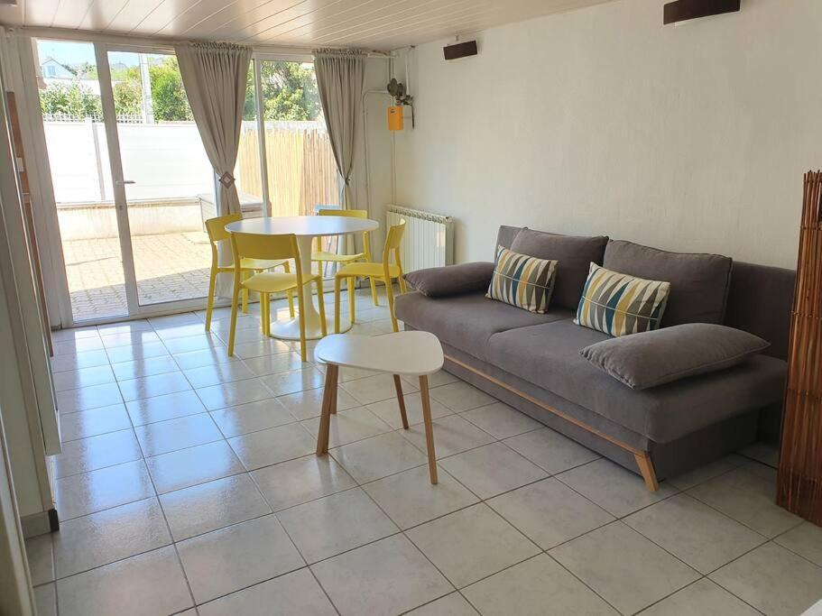 Logement Amboise Centre Avec Terrasse Privee ภายนอก รูปภาพ